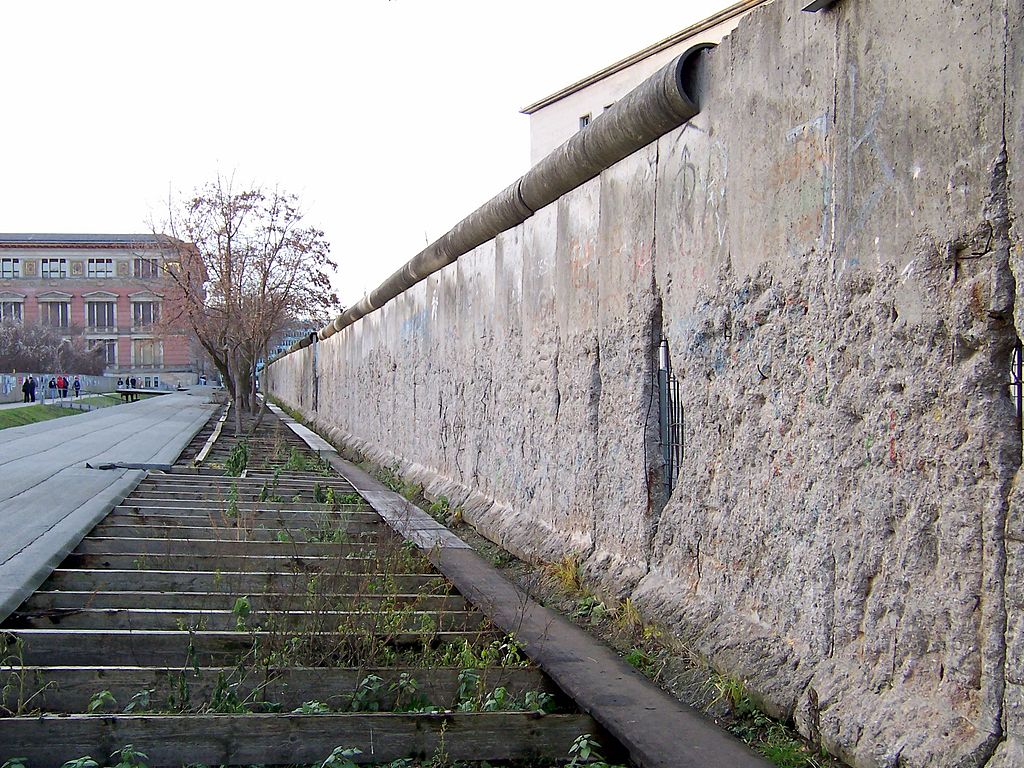 Datei:Berliner Mauer.jpg
