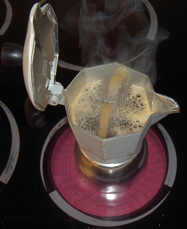 Espressokanne-Action.jpg