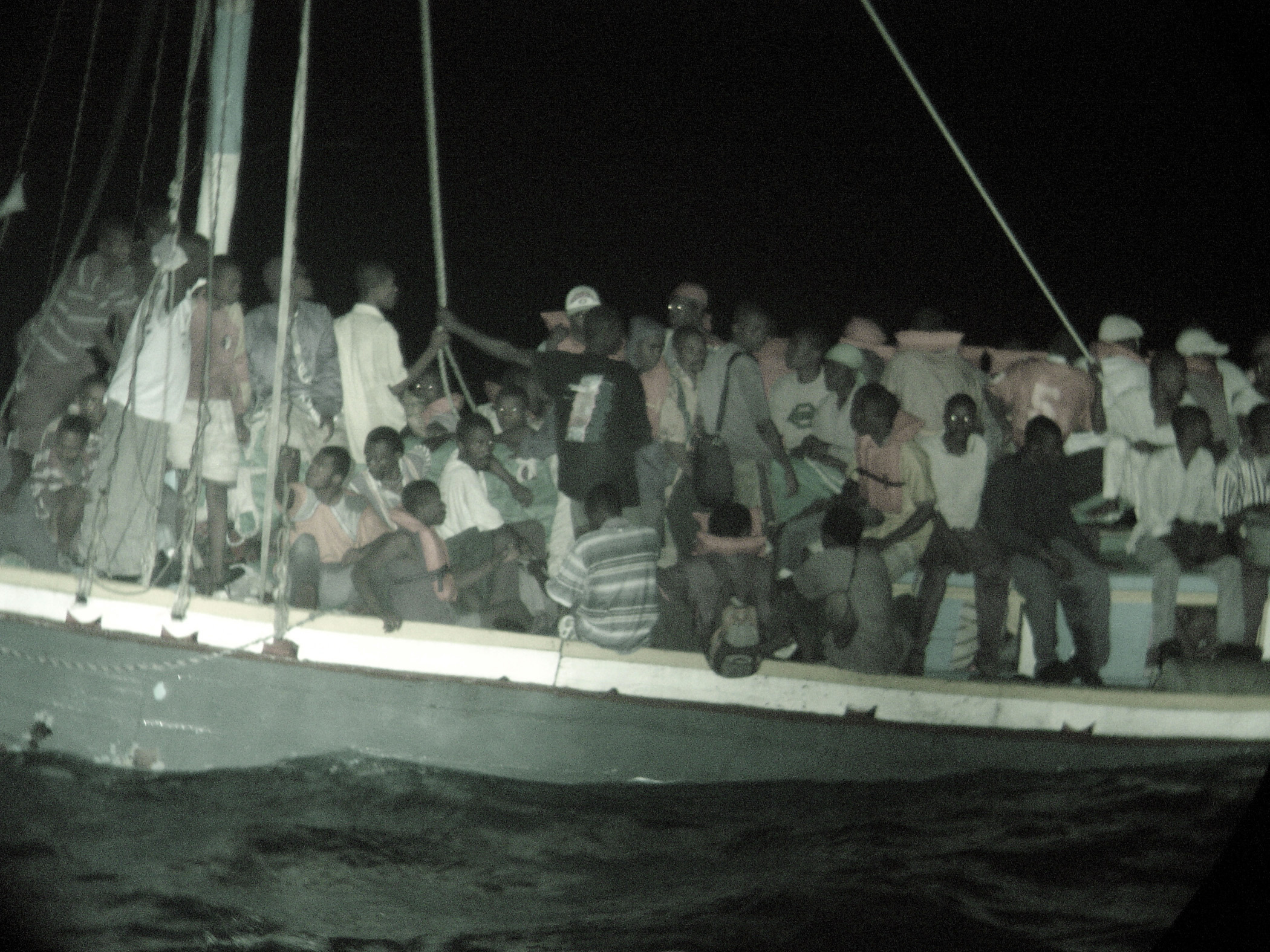 Flüchtlings·schiff-Haiti.jpg